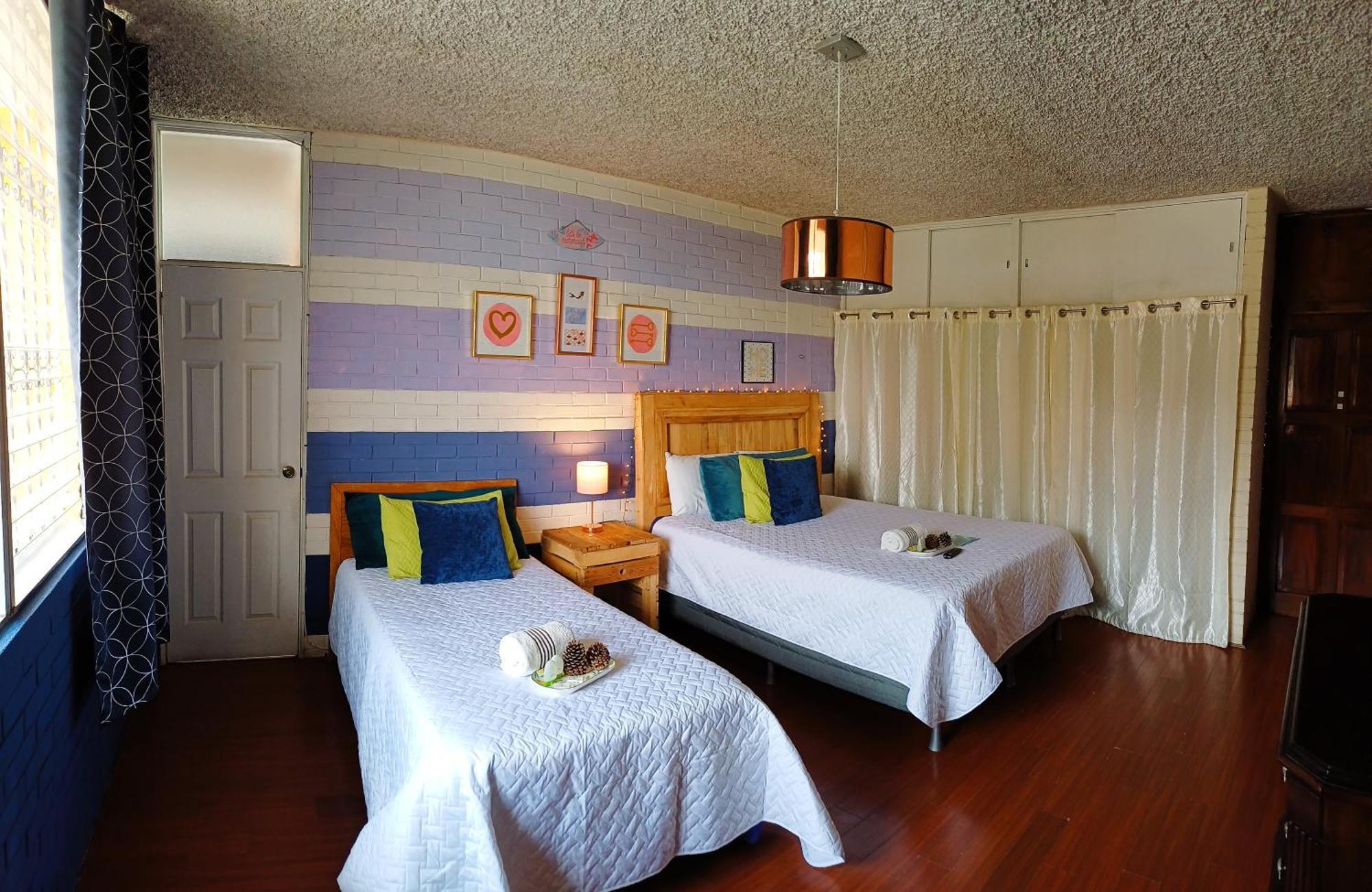 Hostal De Lucca Guatemala City Екстер'єр фото