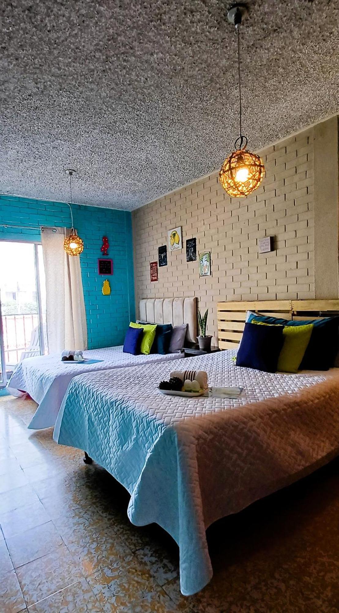 Hostal De Lucca Guatemala City Екстер'єр фото
