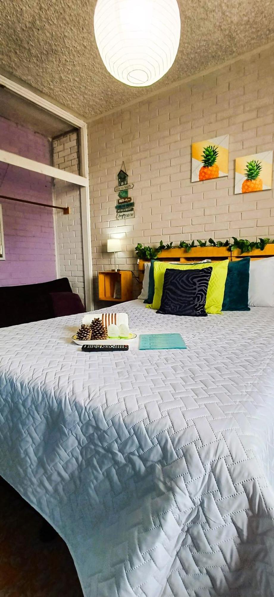 Hostal De Lucca Guatemala City Екстер'єр фото
