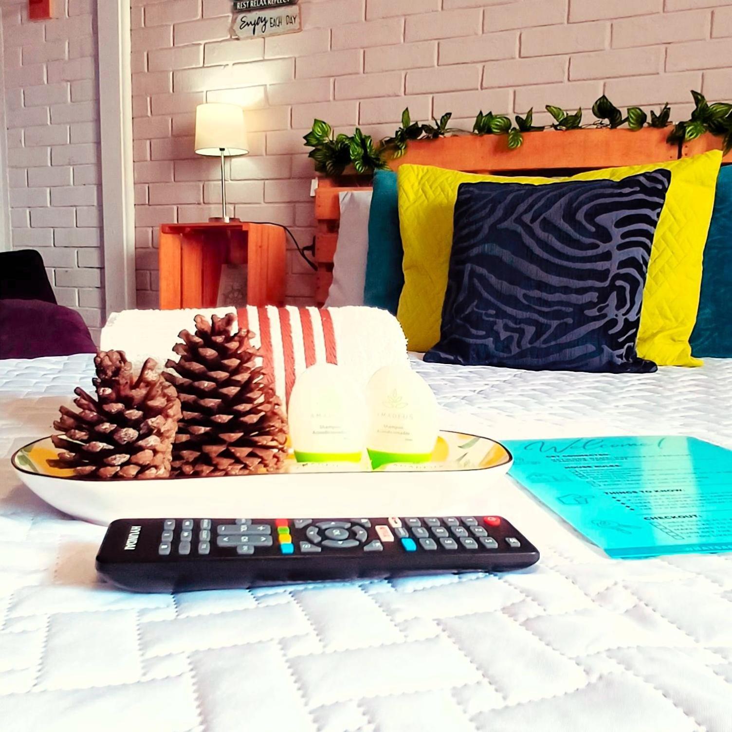 Hostal De Lucca Guatemala City Екстер'єр фото